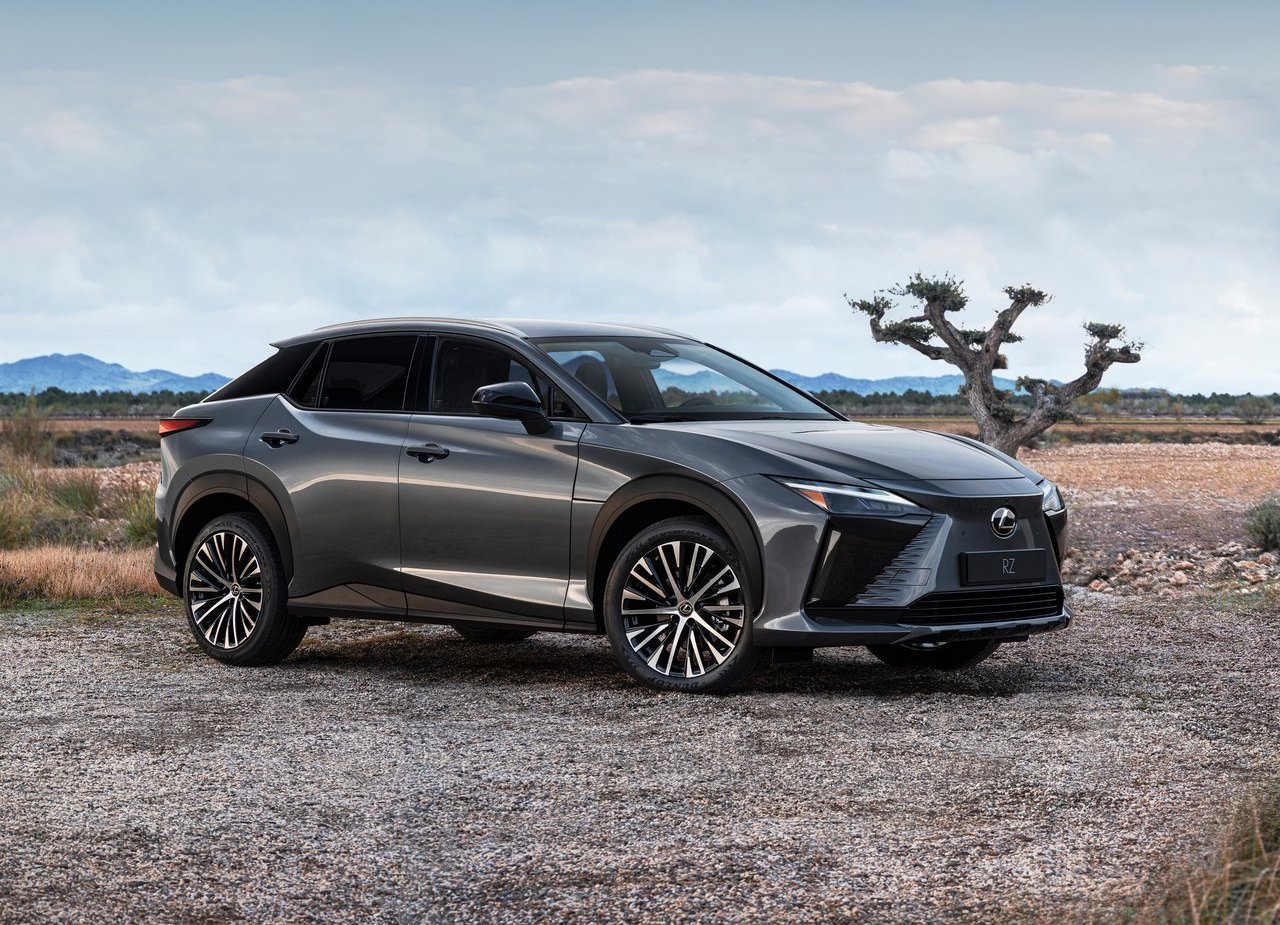 LEXUS RZ 450e, foto 2