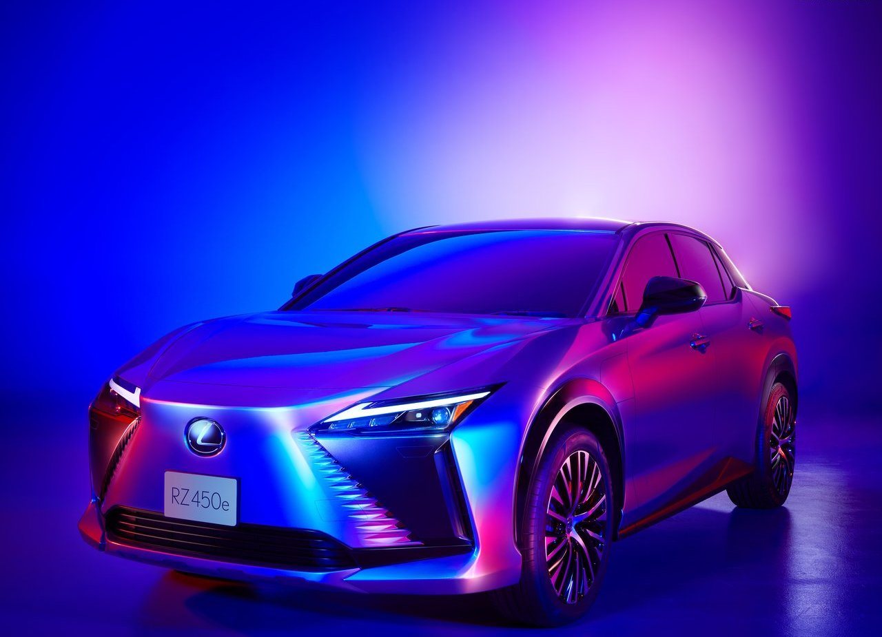 LEXUS RZ 450e, foto 9
