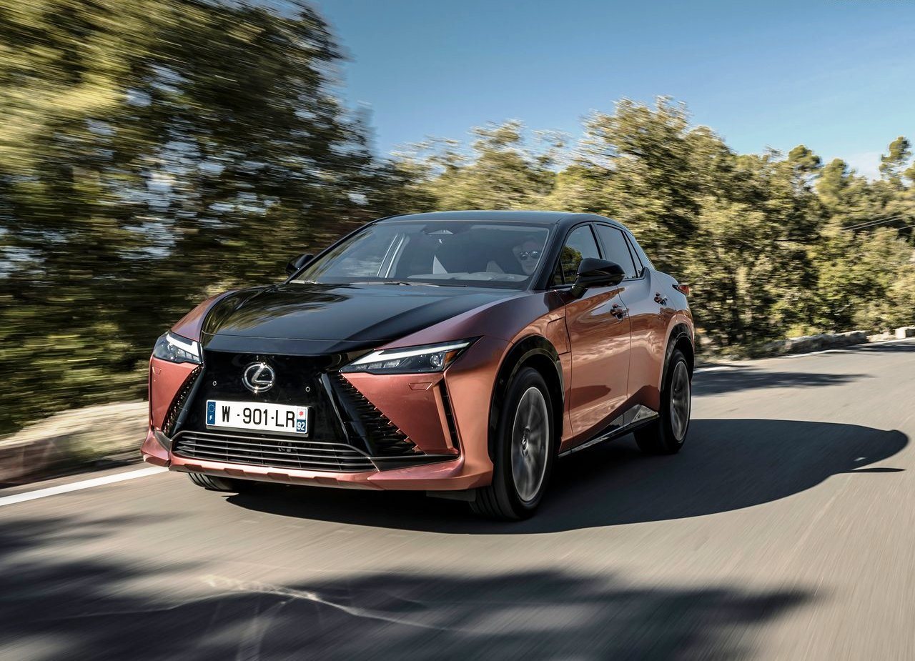 LEXUS RZ 450e, foto 17