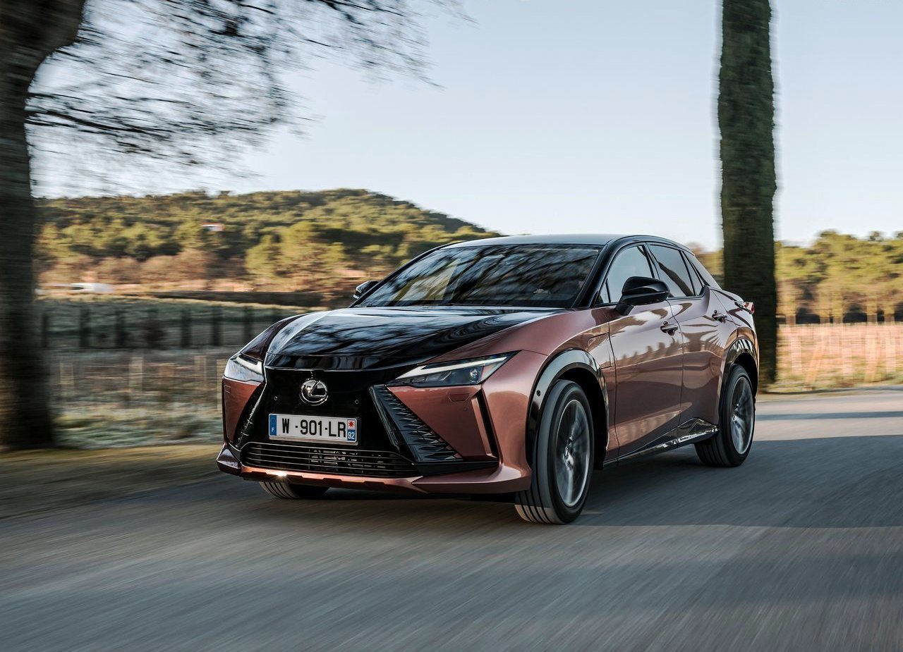 LEXUS RZ 450e, foto 25