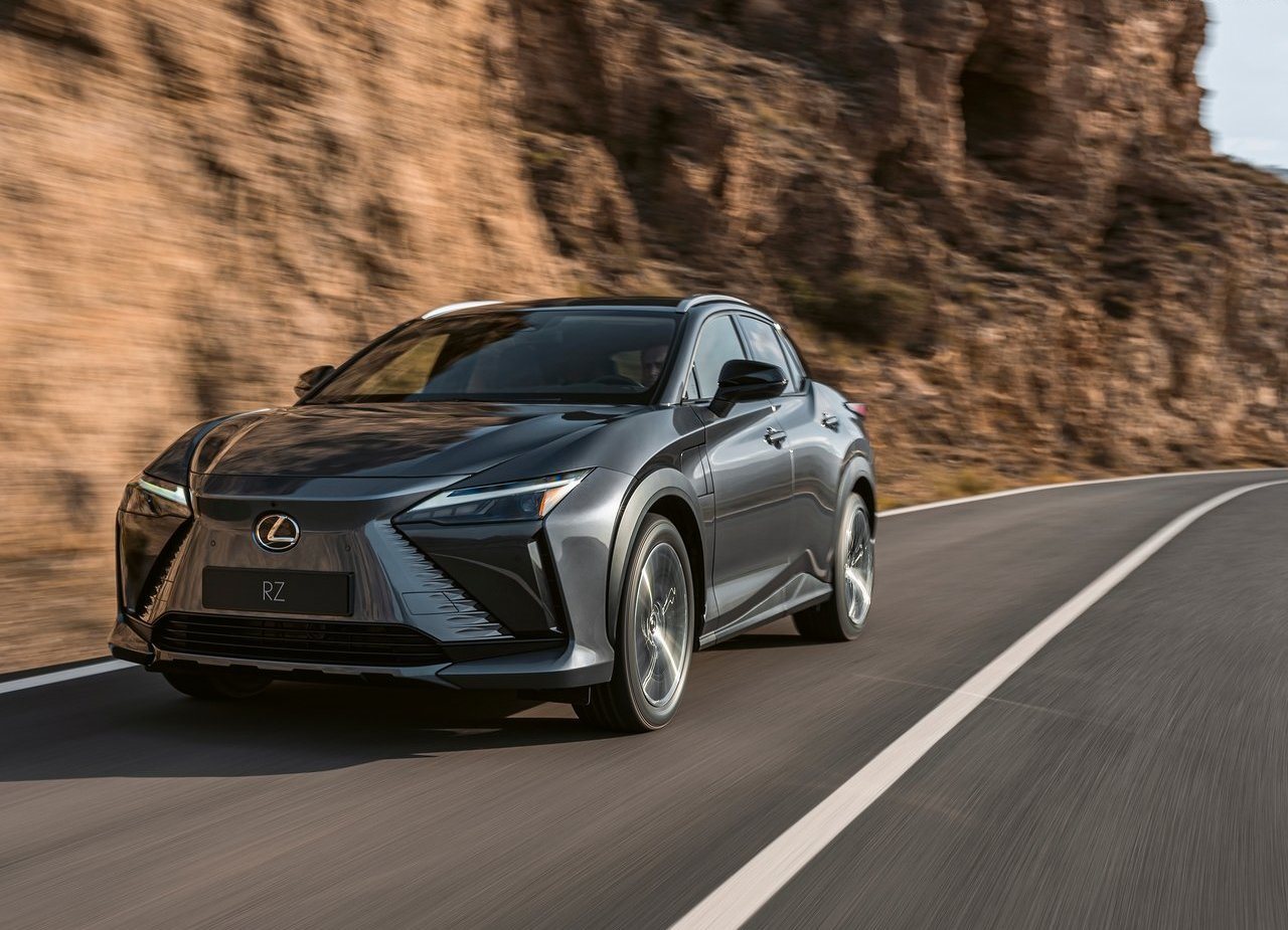 LEXUS RZ 450e, foto 36
