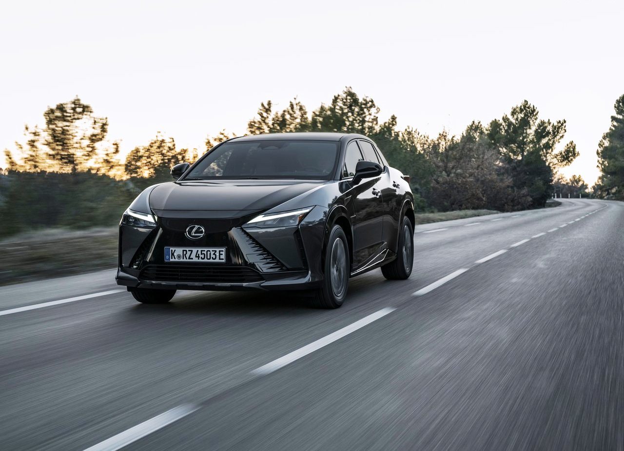 LEXUS RZ 450e, foto 44
