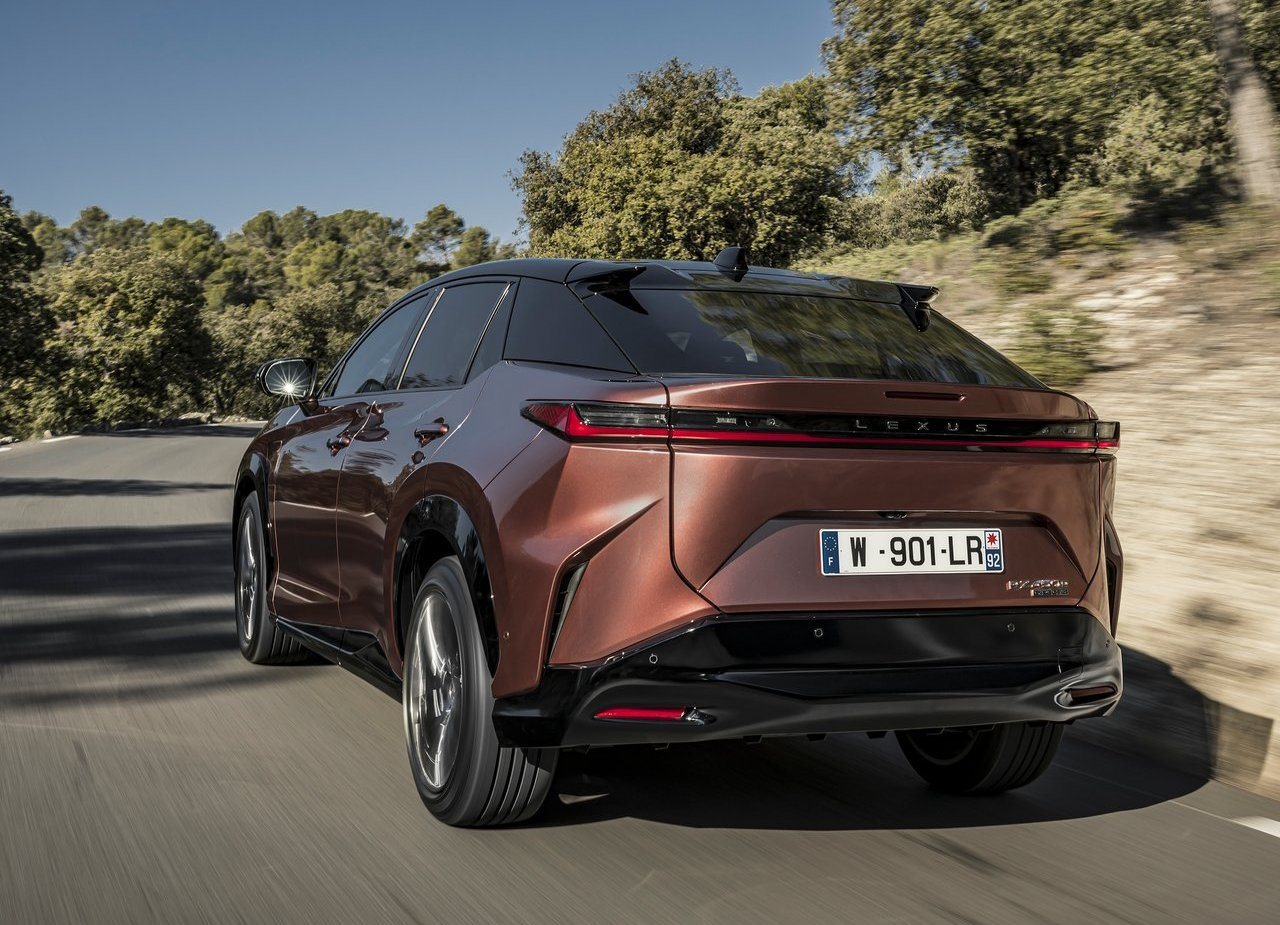 LEXUS RZ 450e, foto 76