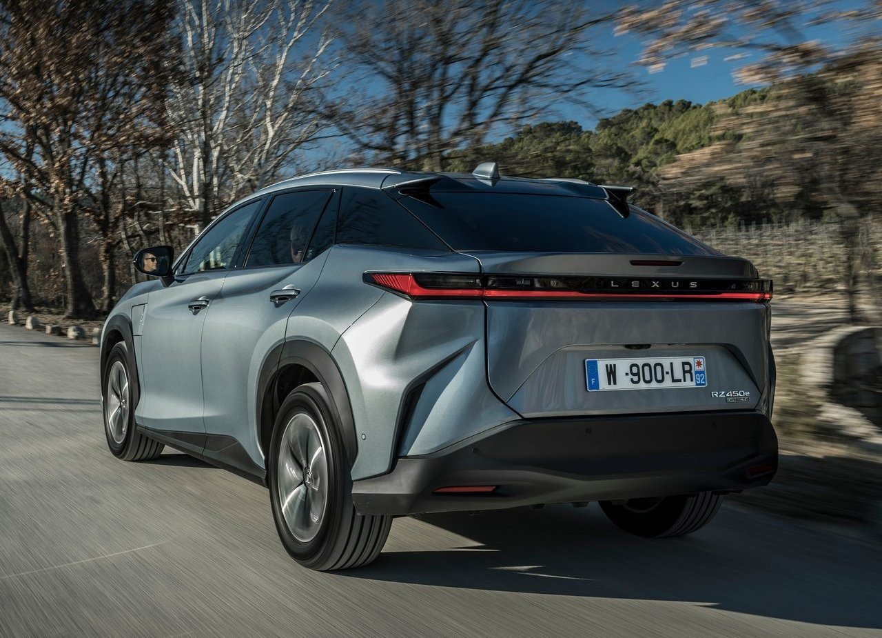 LEXUS RZ 450e, foto 80