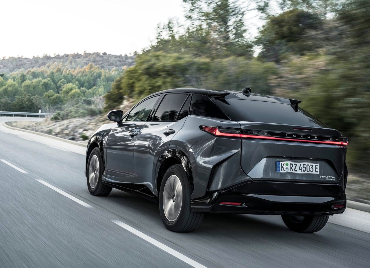 LEXUS RZ 450e, foto 87