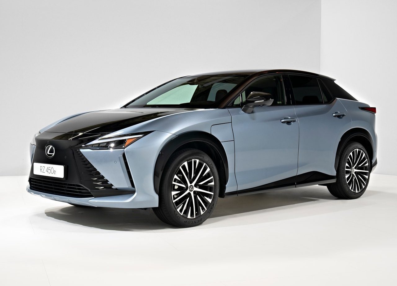 LEXUS RZ 450e, foto 113