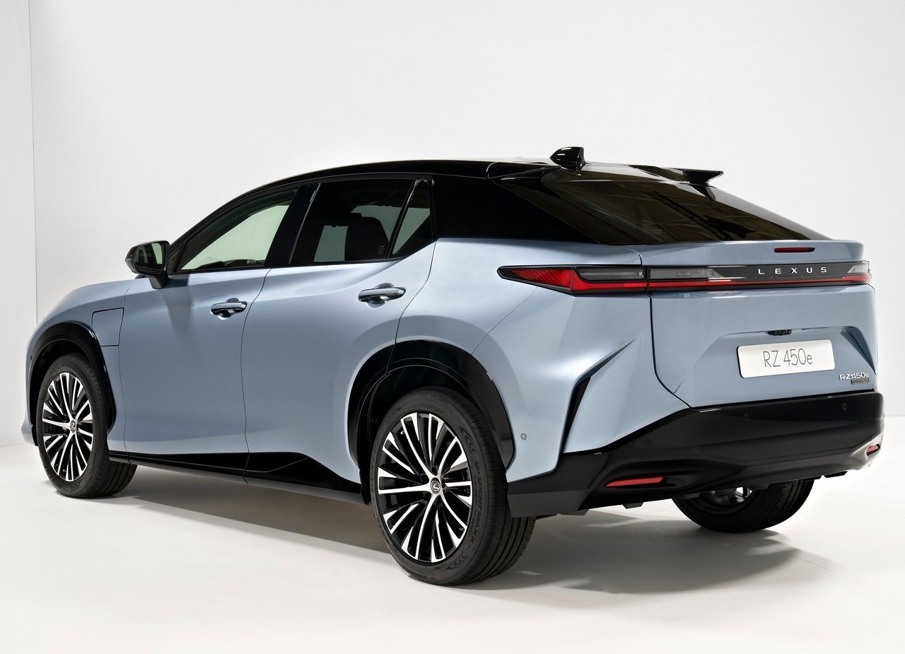 LEXUS RZ 450e, foto 116