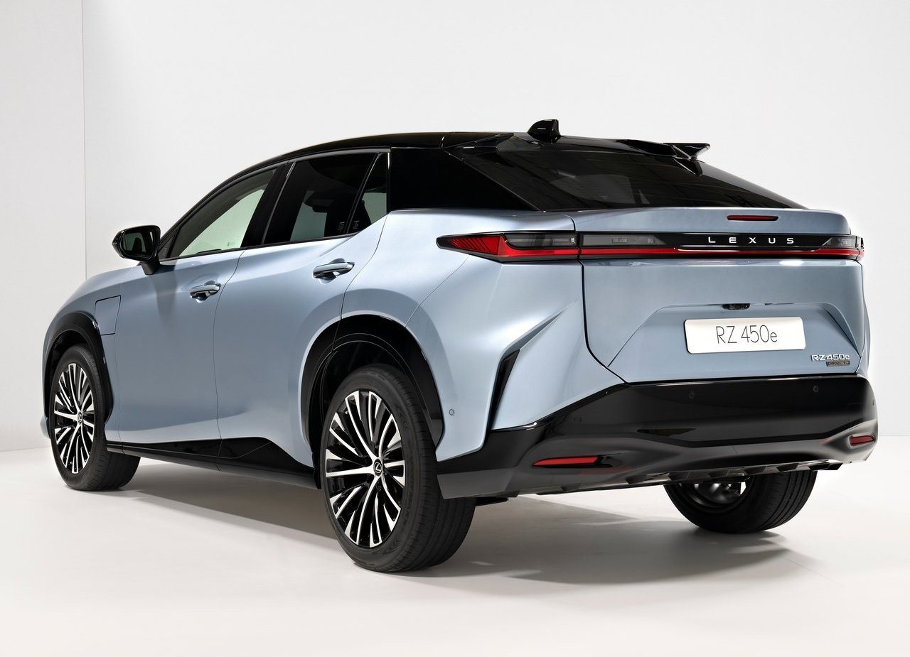 LEXUS RZ 450e, foto 117