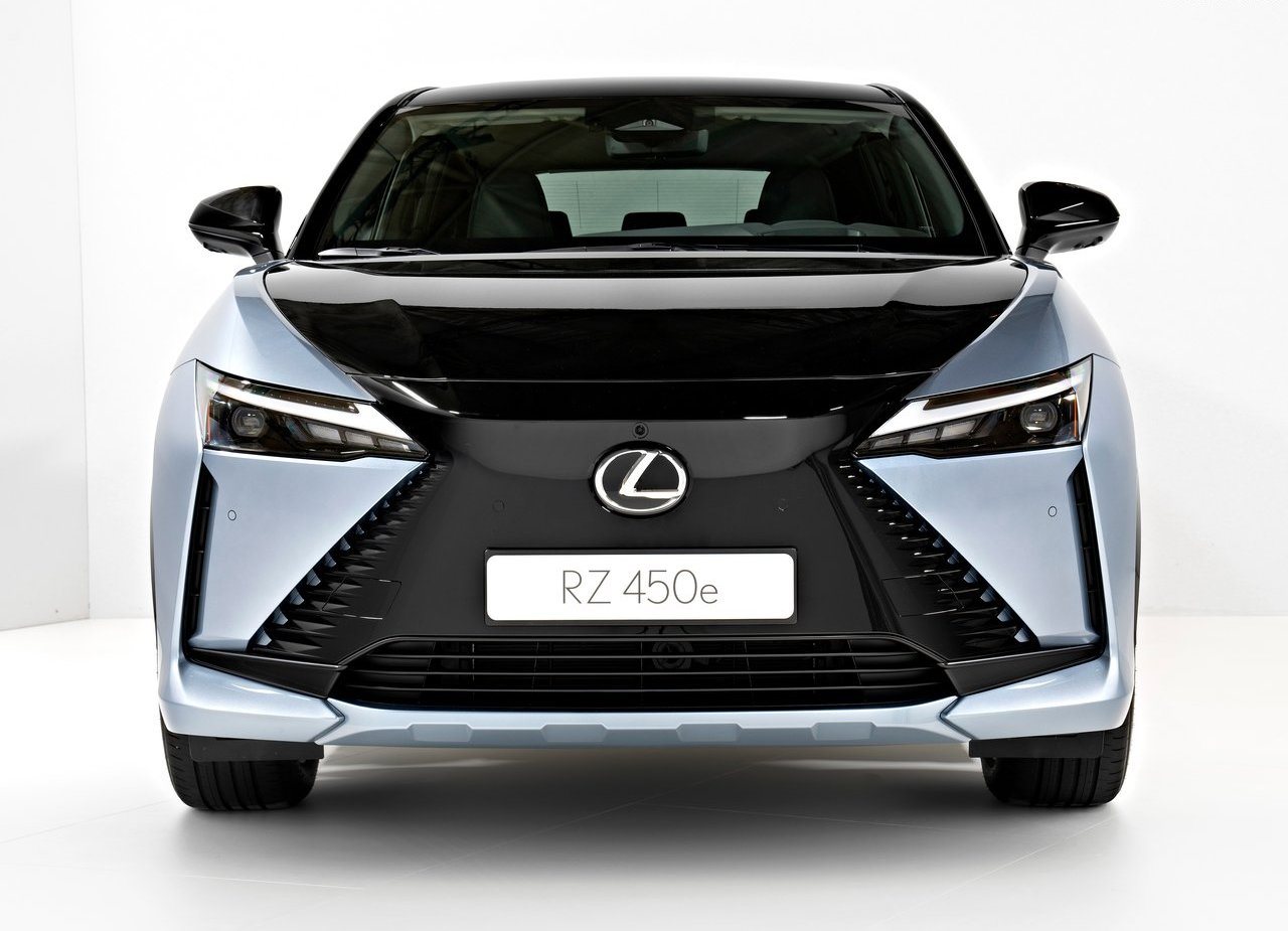 LEXUS RZ 450e, foto 119