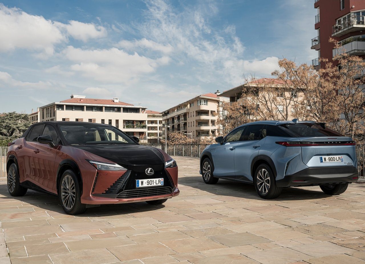 LEXUS RZ 450e, foto 128