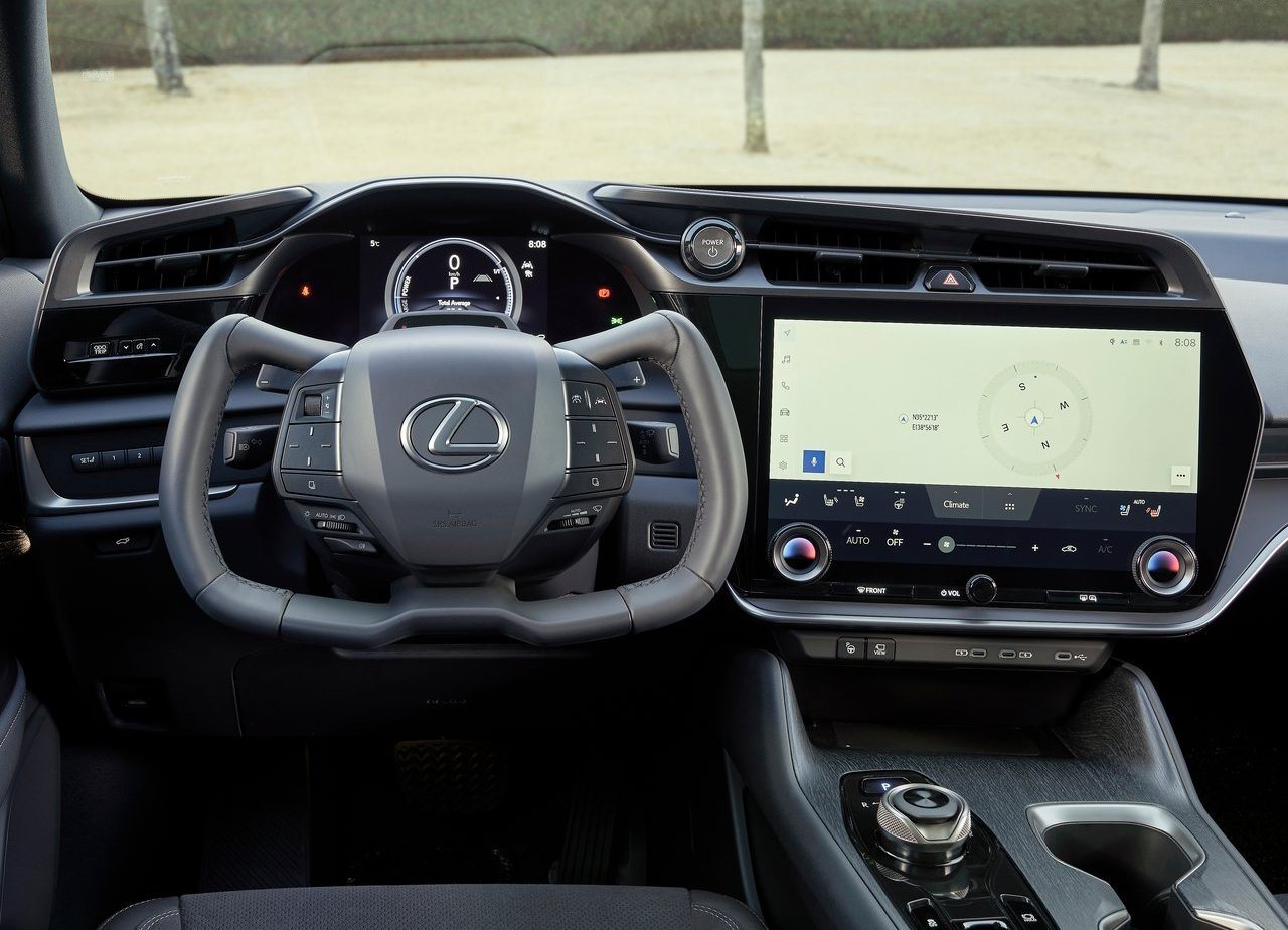 LEXUS RZ 450e, foto 135
