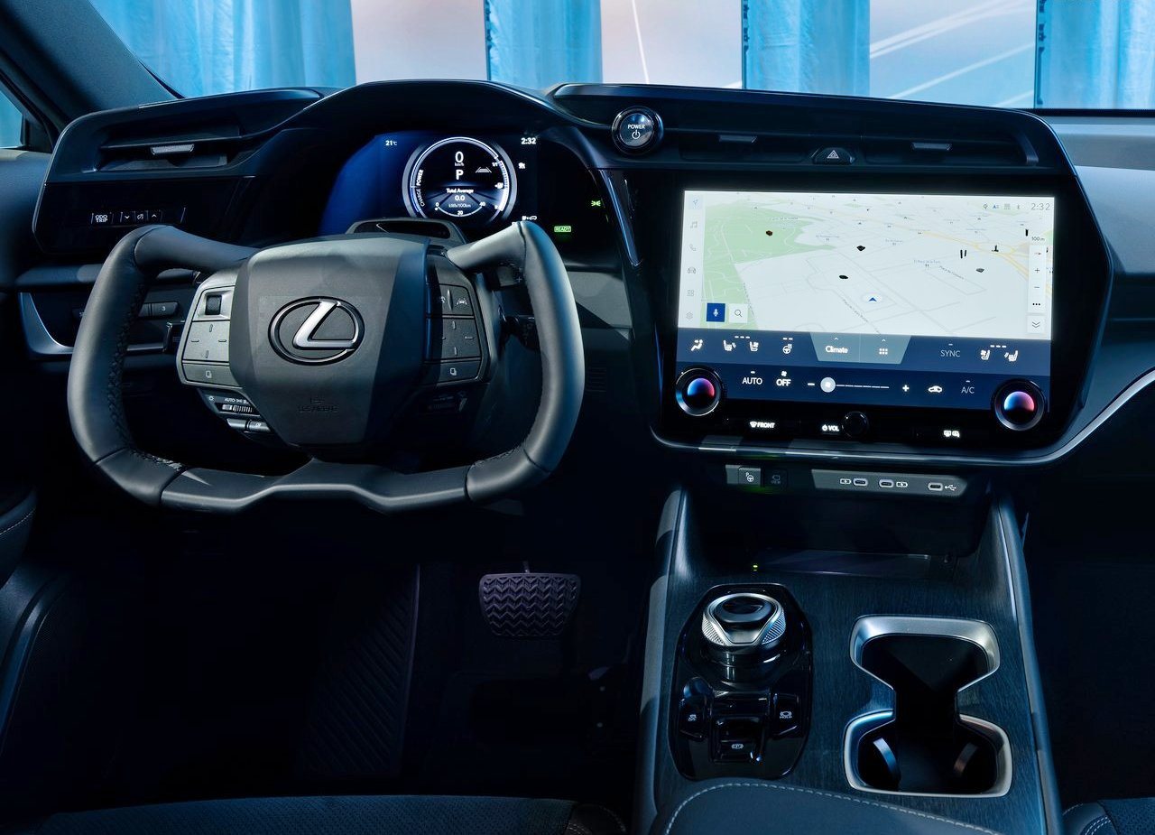 LEXUS RZ 450e, foto 136
