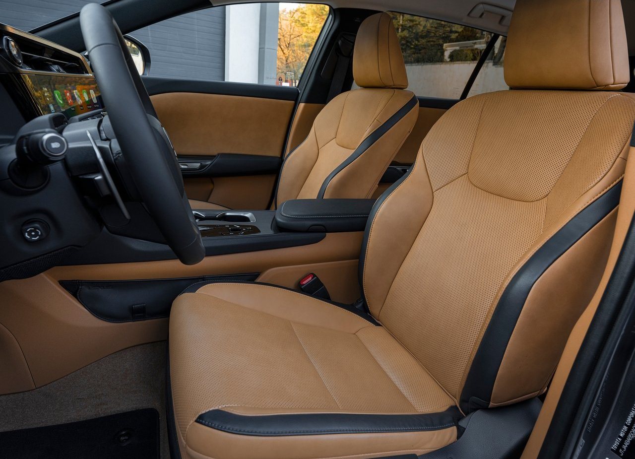 LEXUS RZ 450e, foto 151