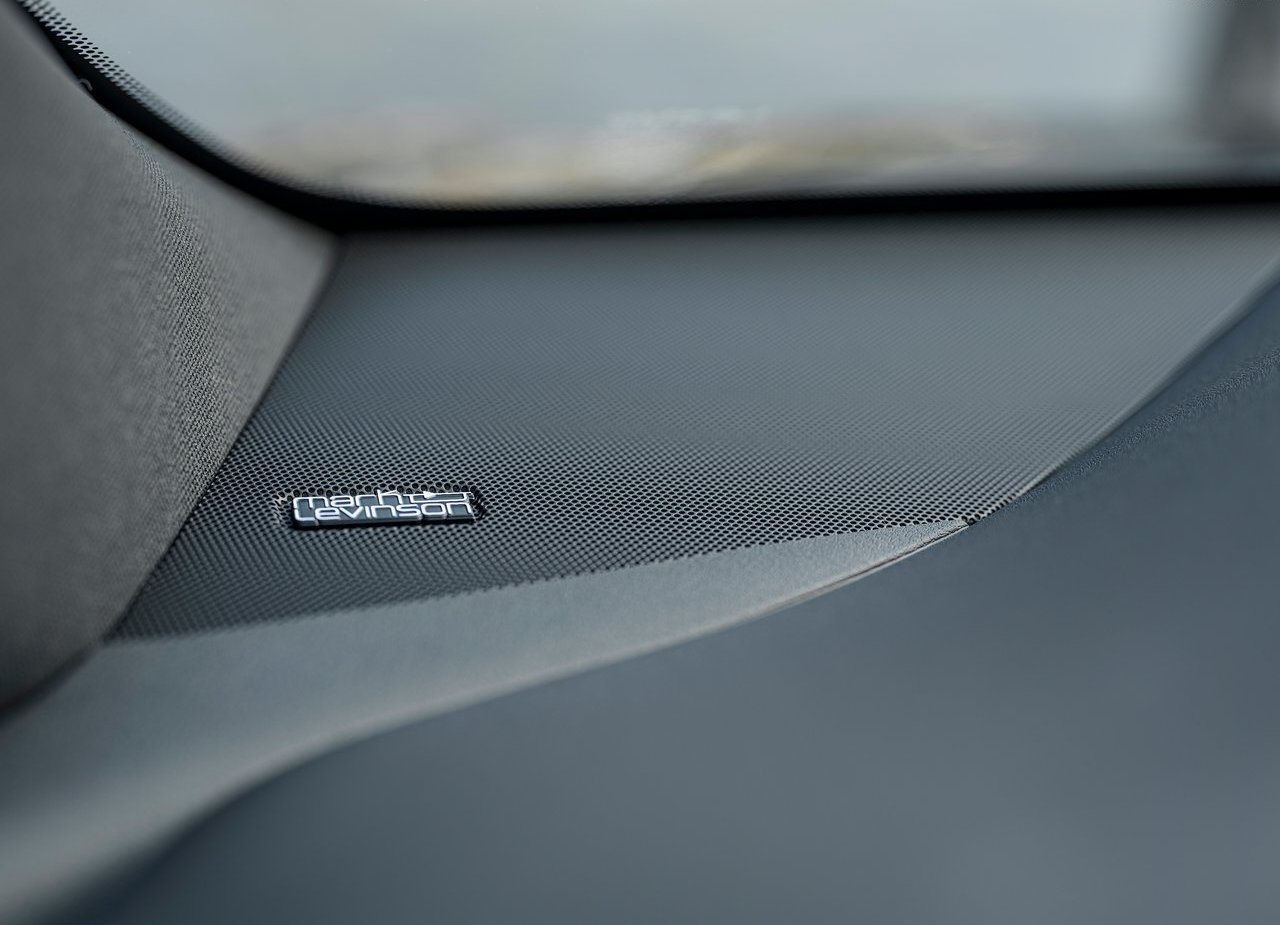 LEXUS RZ 450e, foto 180