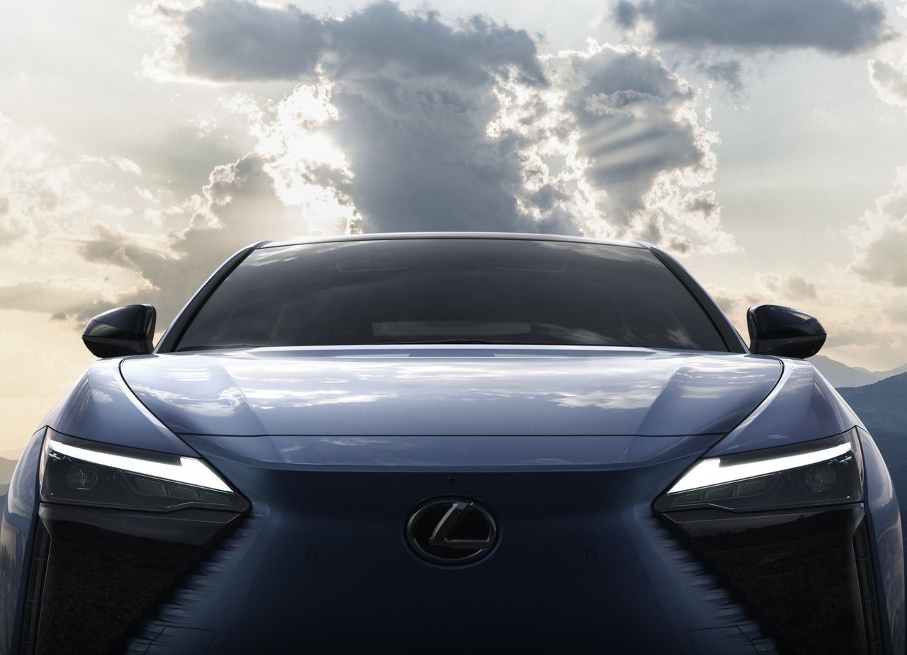 LEXUS RZ 450e, foto 201