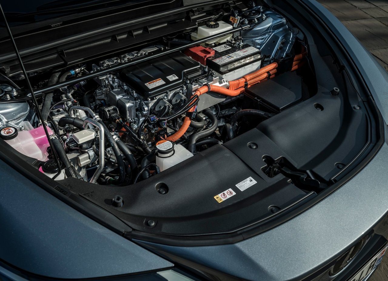 LEXUS RZ 450e, foto 218