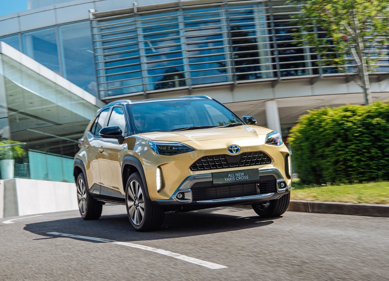 2021 - TOYOTA YARIS CROSS UK VERSION, foto 17
