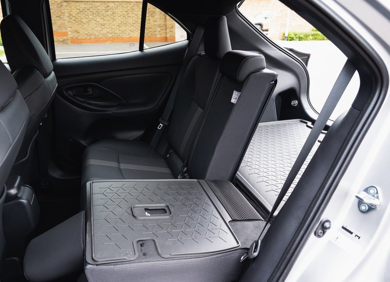 2021 - TOYOTA YARIS CROSS UK VERSION, foto 72