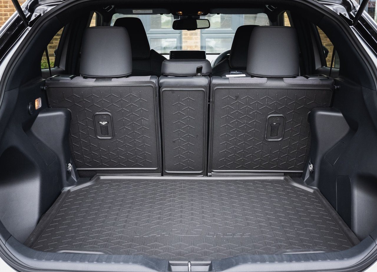 2021 - TOYOTA YARIS CROSS UK VERSION, foto 86