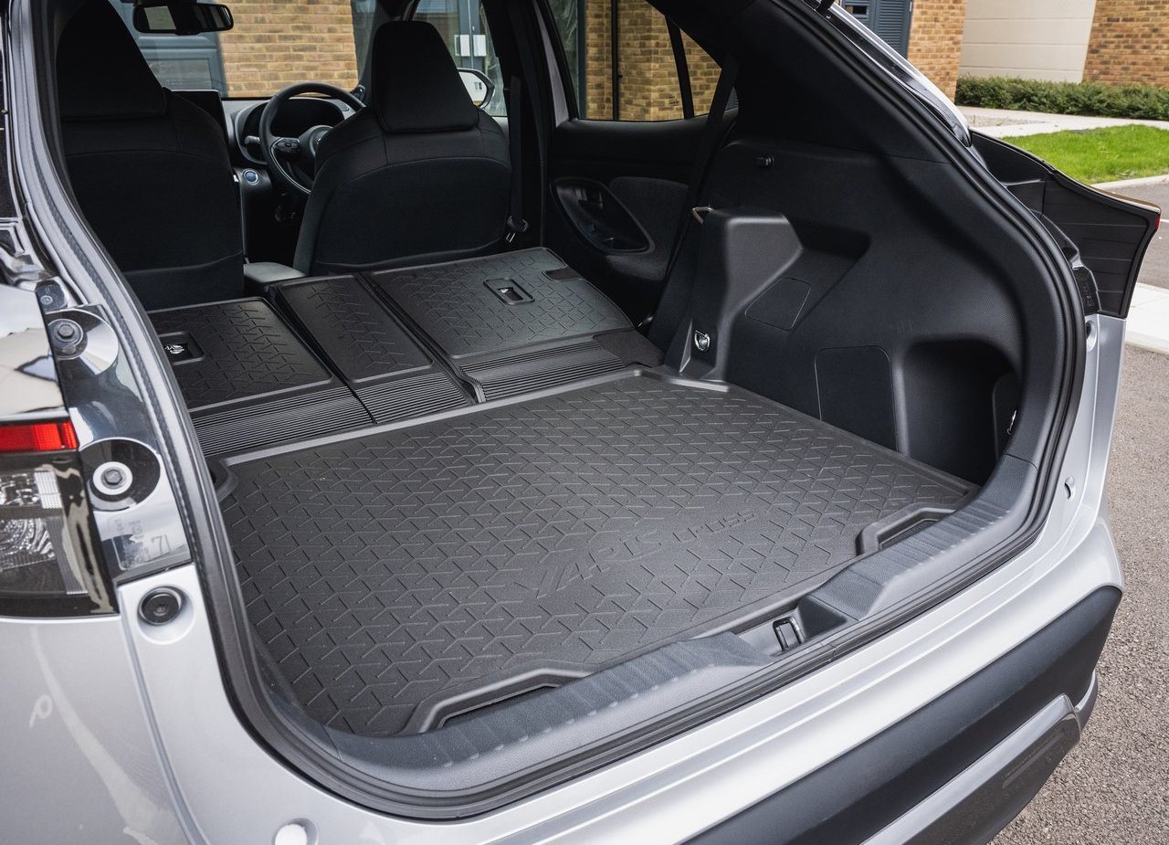 2021 - TOYOTA YARIS CROSS UK VERSION, foto 99