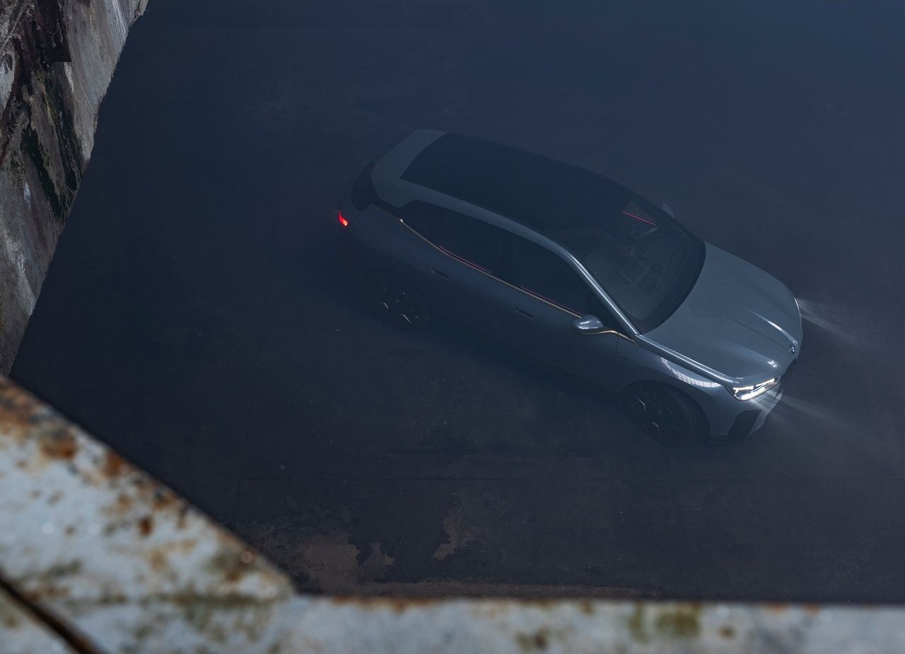 BMW iX M60, foto 15