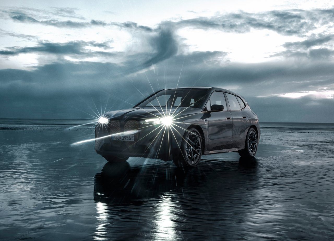 BMW iX M60, foto 21