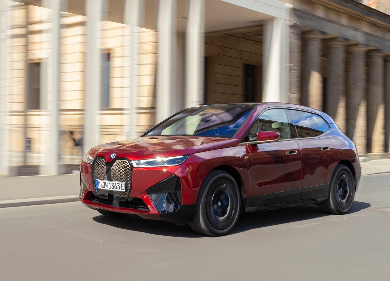 BMW iX M60, foto 58