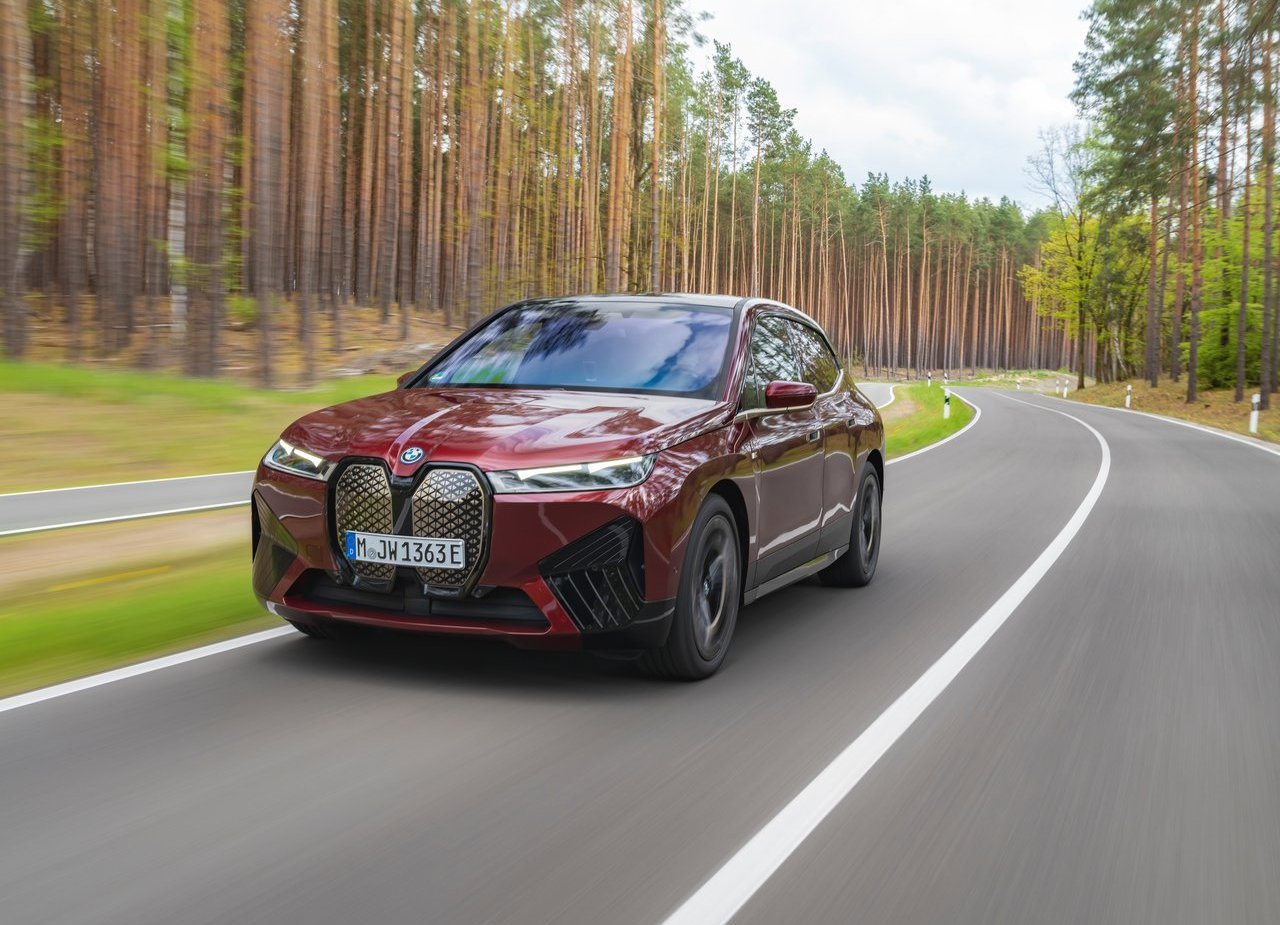 BMW iX M60, foto 60