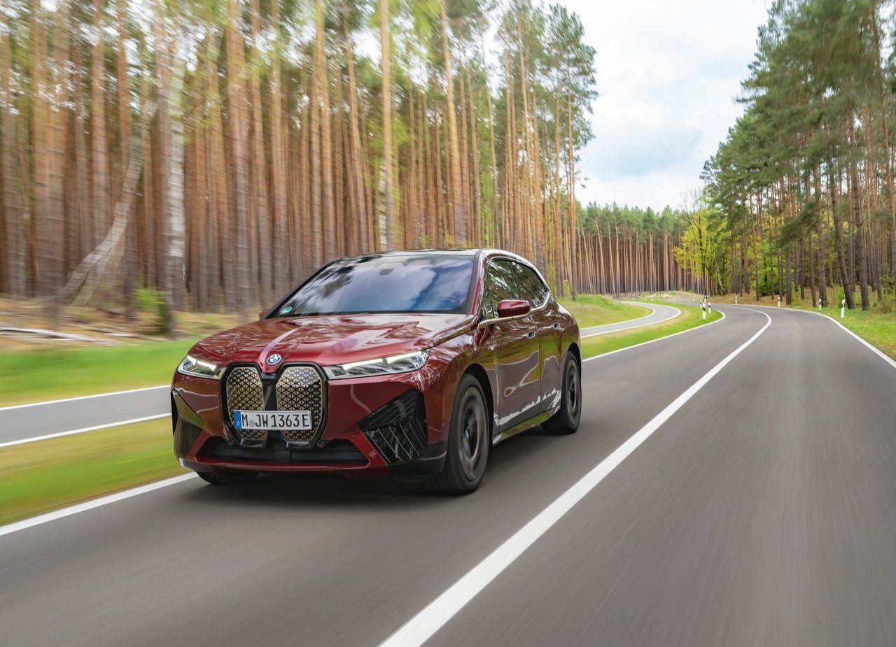 BMW iX M60, foto 61