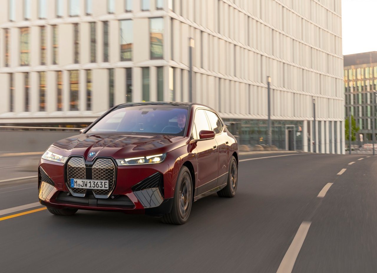 BMW iX M60, foto 63