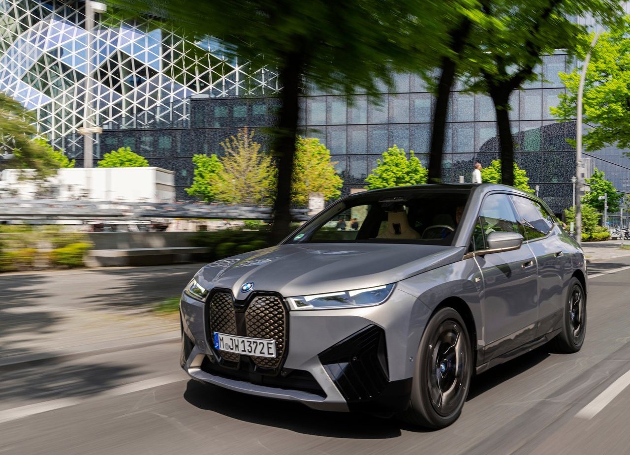 BMW iX M60, foto 73