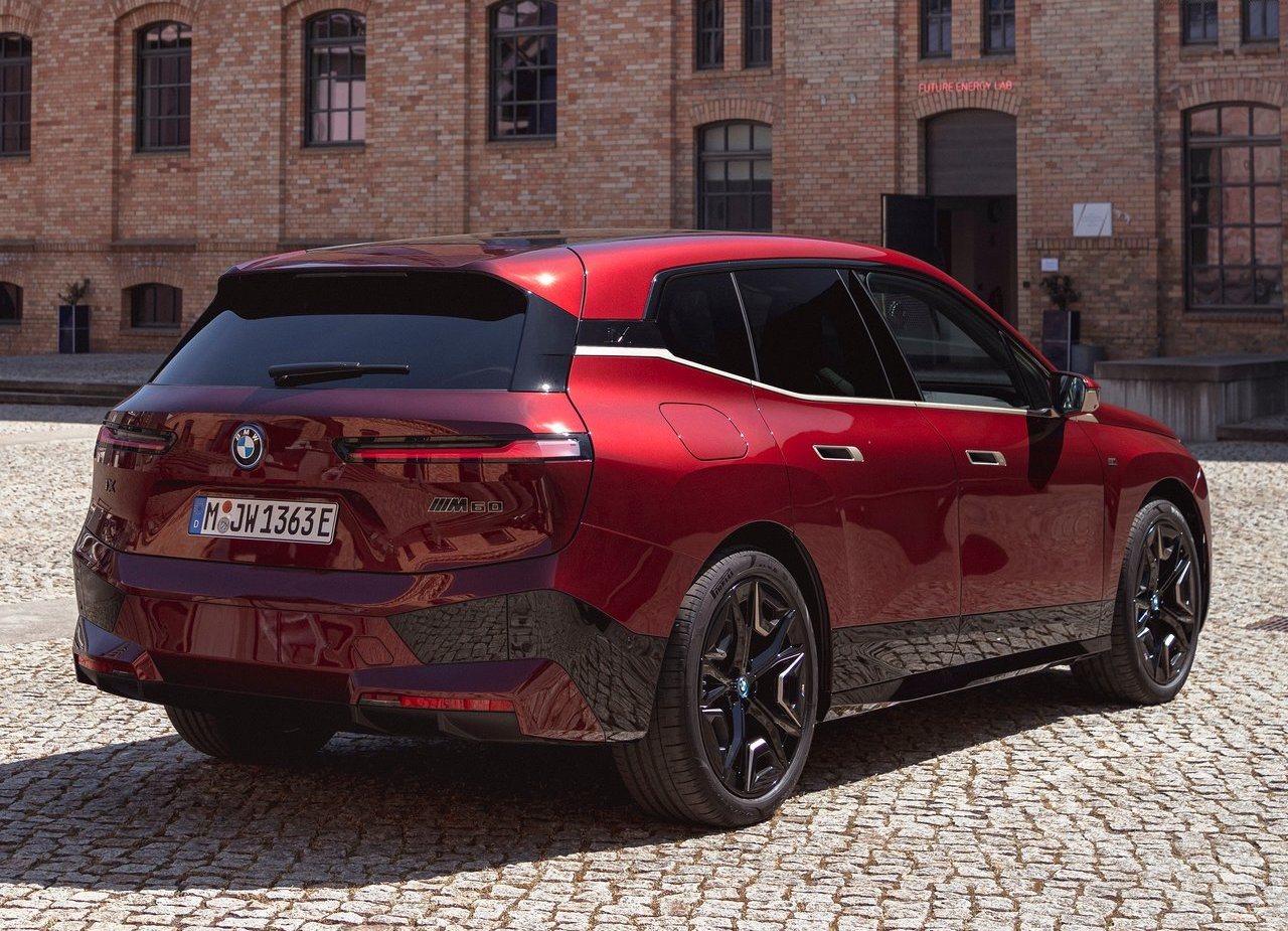 BMW iX M60, foto 98