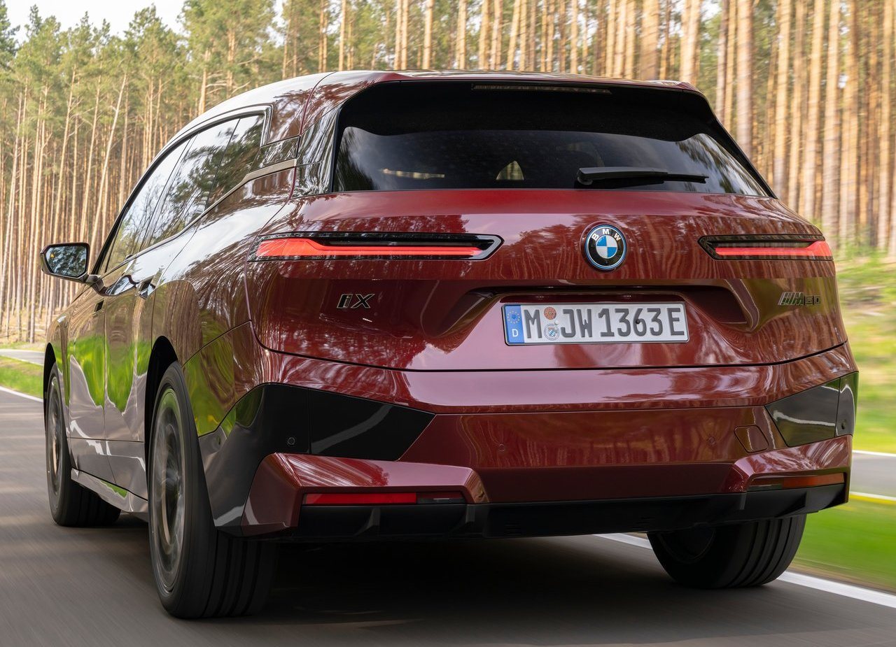 BMW iX M60, foto 104