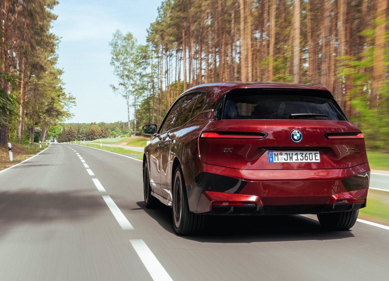 BMW iX M60, foto 108