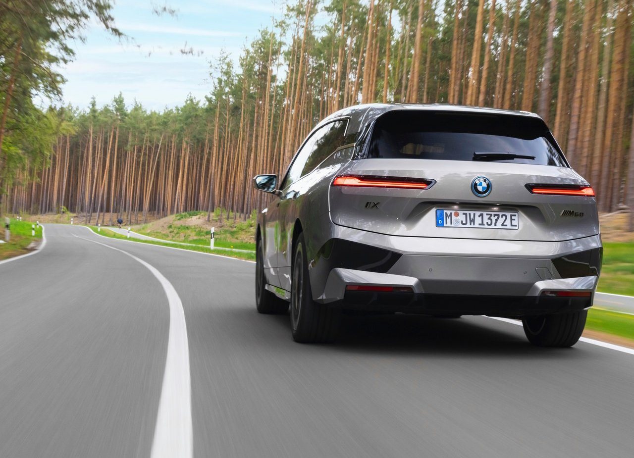 BMW iX M60, foto 114