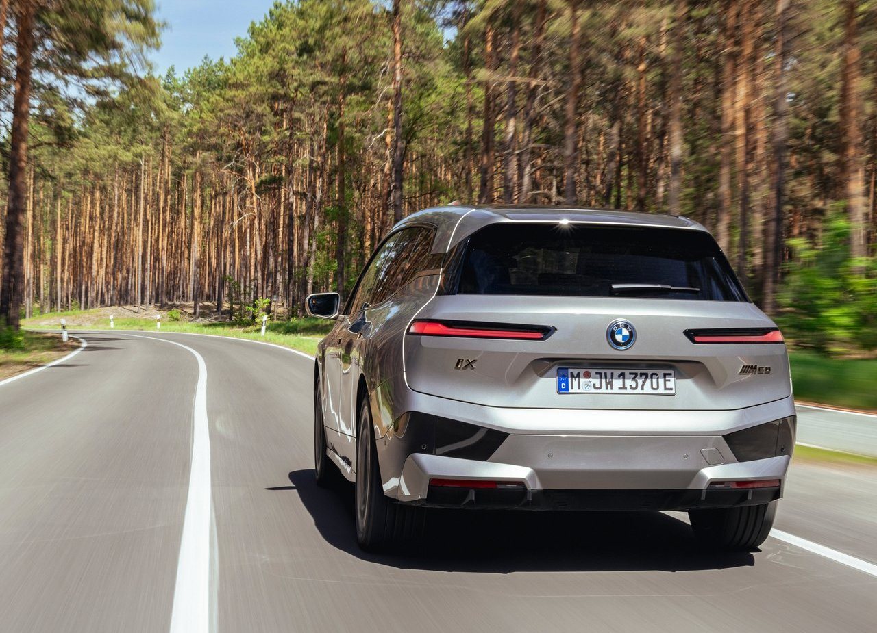 BMW iX M60, foto 116