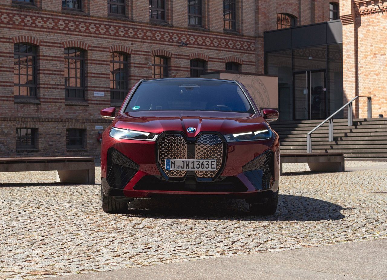 BMW iX M60, foto 117