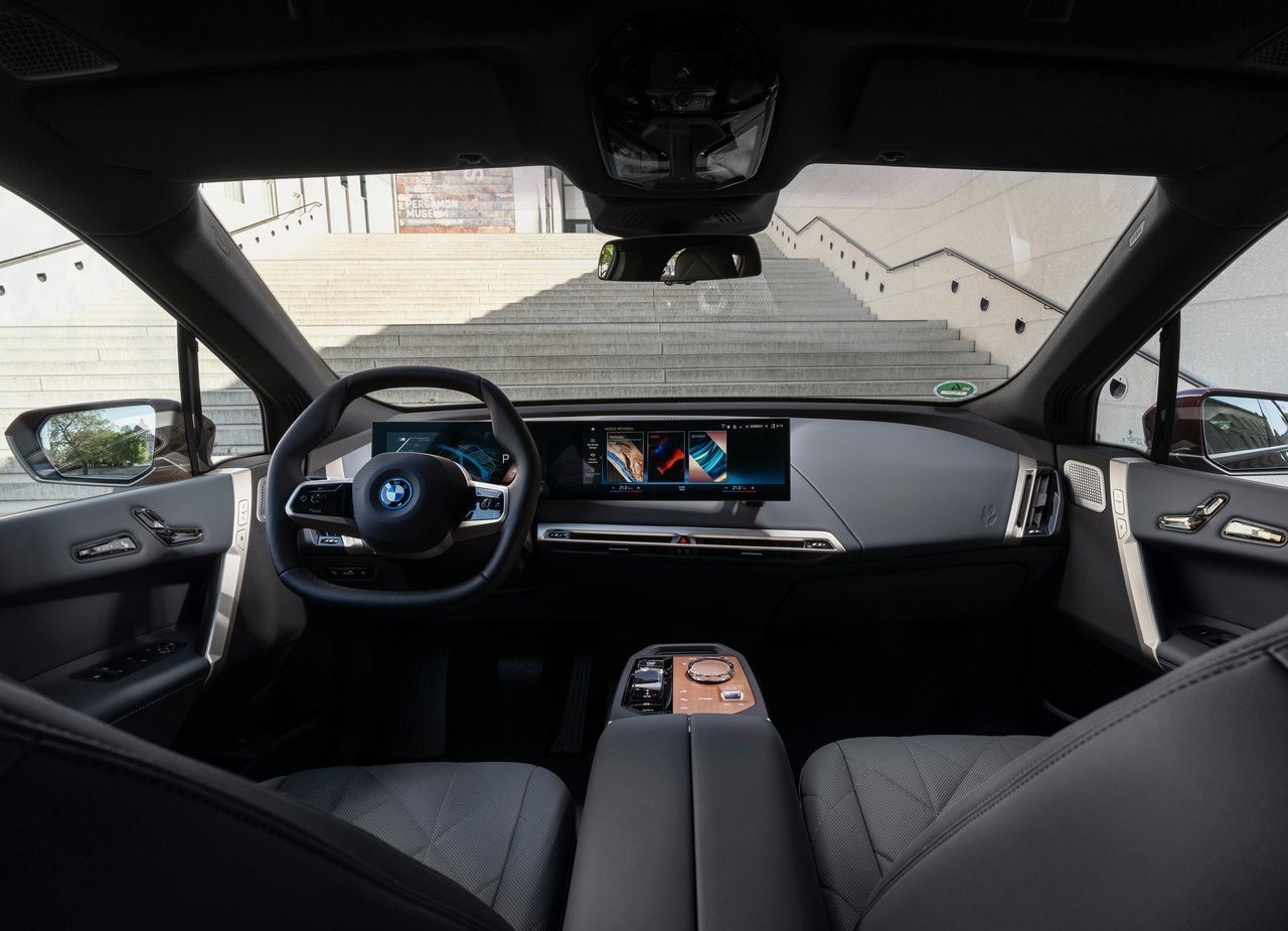 BMW iX M60, foto 133