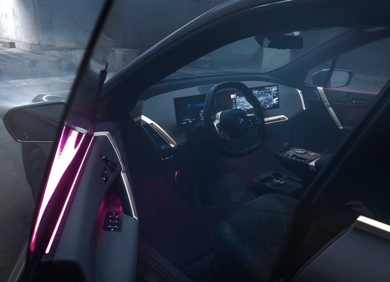 BMW iX M60, foto 138