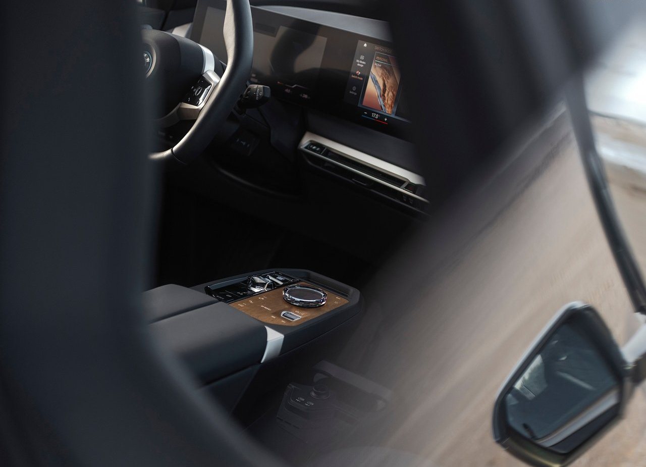 BMW iX M60, foto 142