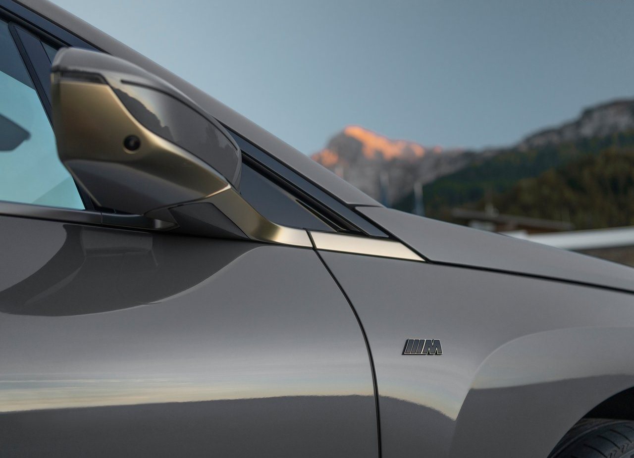 BMW iX M60, foto 168