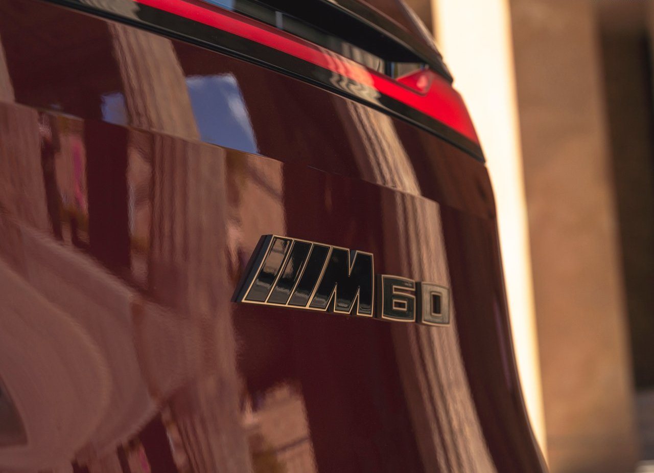 BMW iX M60, foto 176