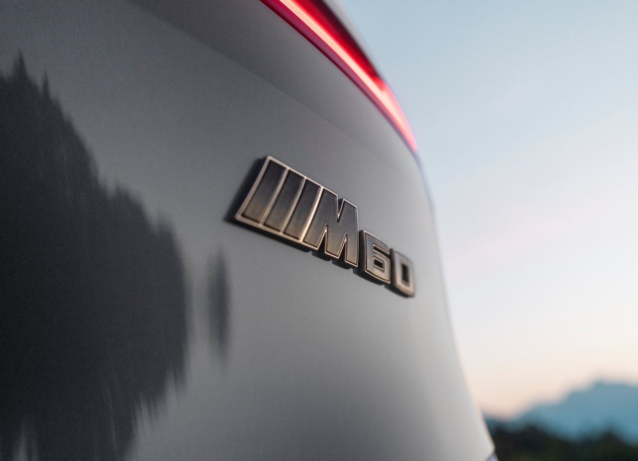 BMW iX M60, foto 179