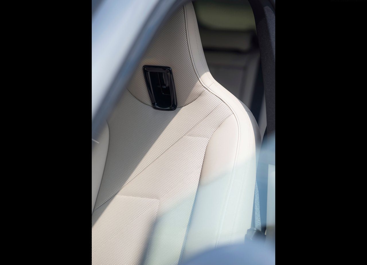 BMW iX M60, foto 197