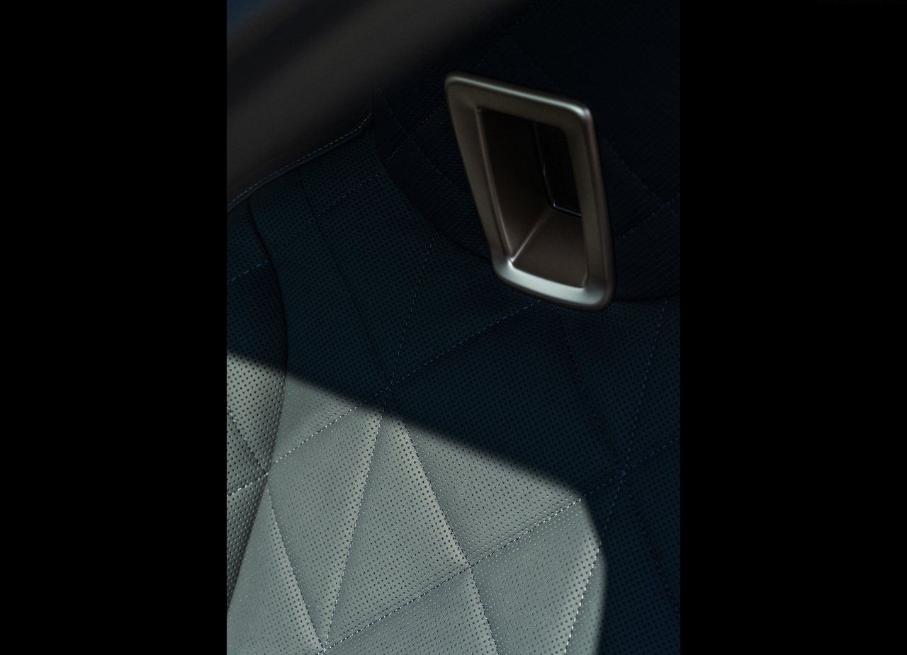 BMW iX M60, foto 198