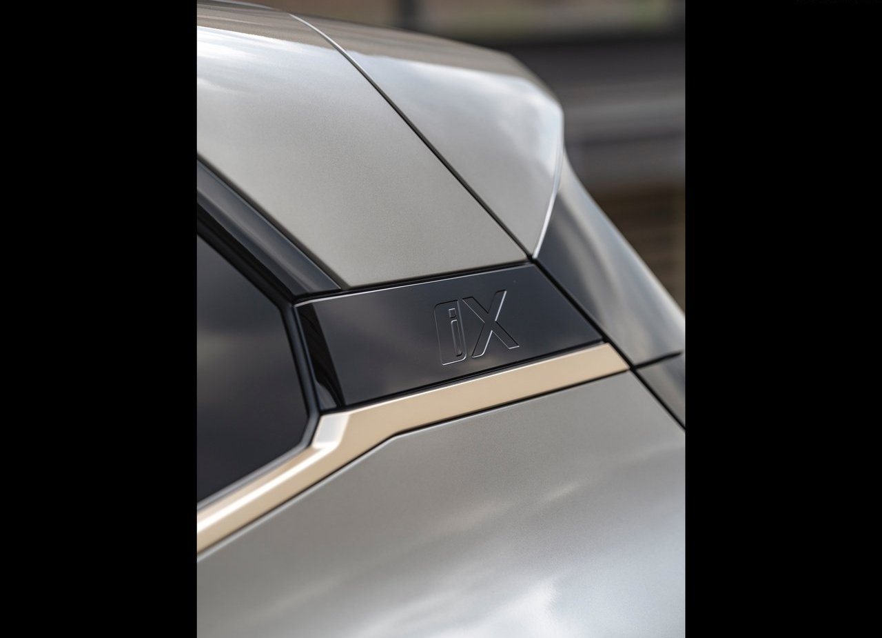 BMW iX M60, foto 202