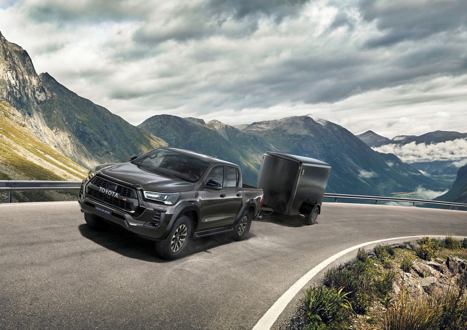 2022 - TOYOTA HILUX GR SPORT EU VERSION, foto 2