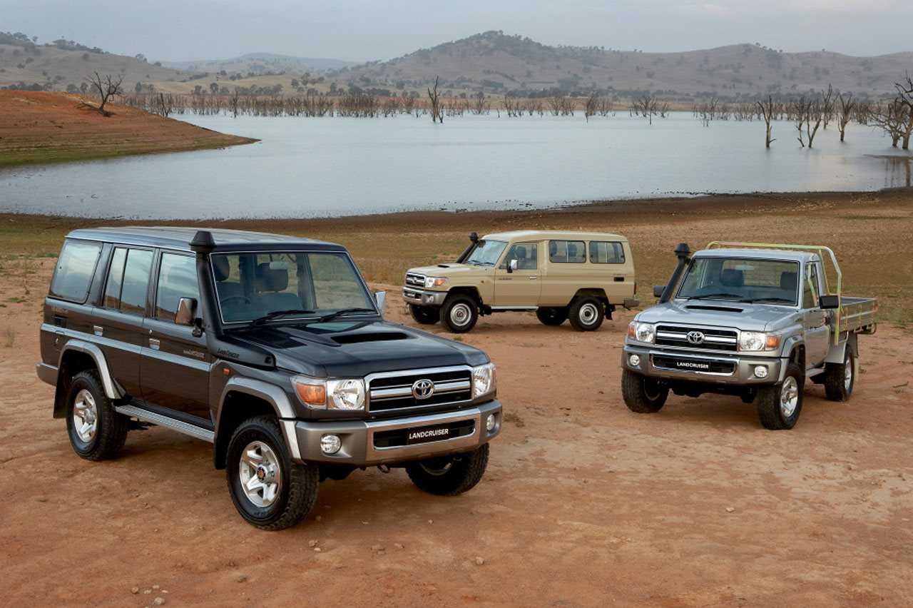TOYOTA LAND CRUISER 70, foto 9