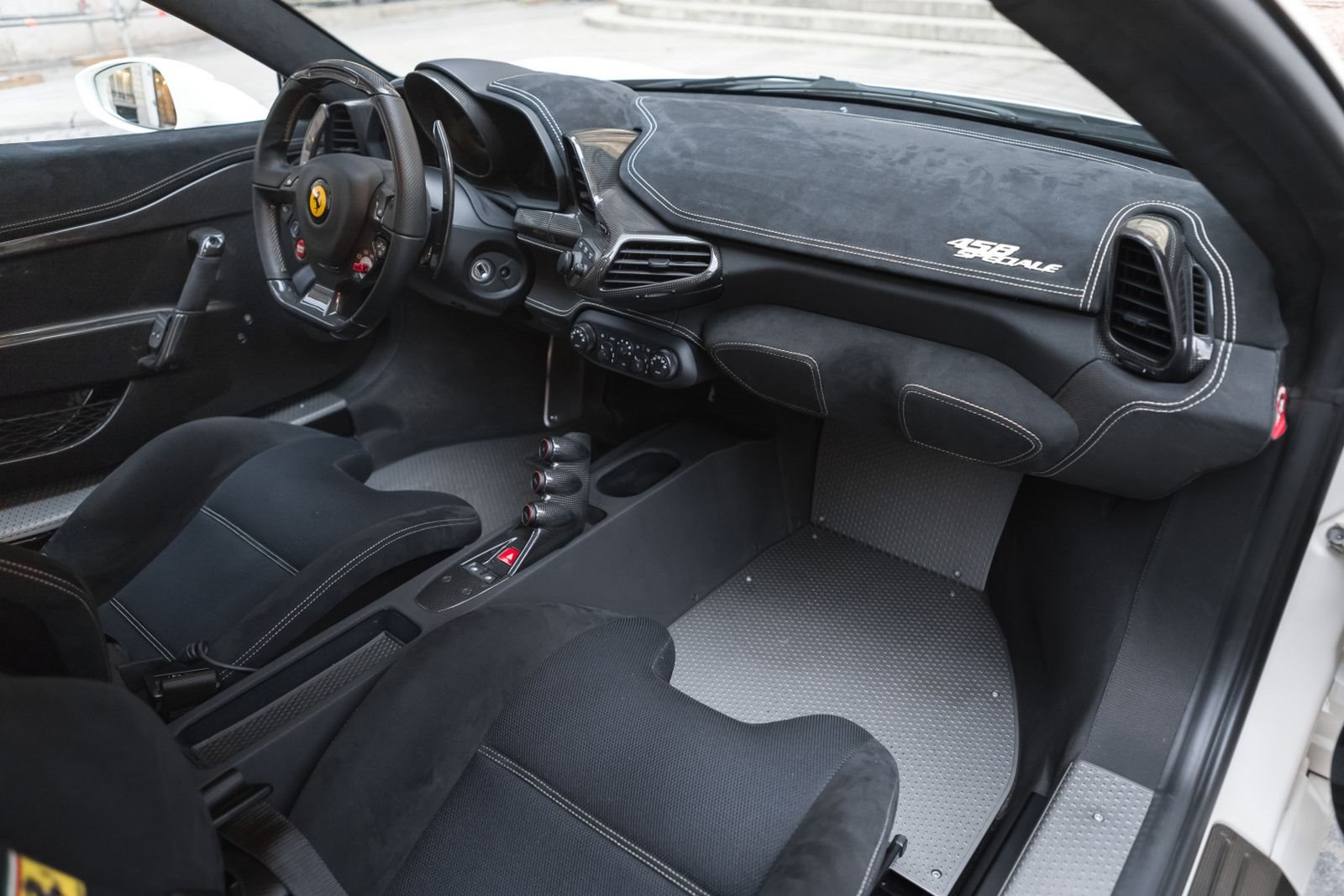 FERRARI F458 SPECIALE BIANCO AVUS, foto 9