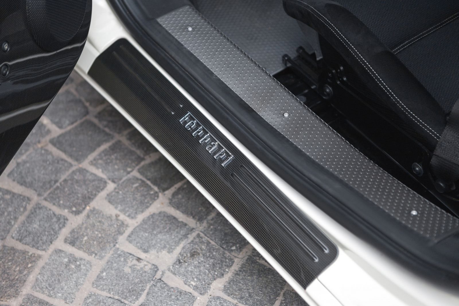 FERRARI F458 SPECIALE BIANCO AVUS, foto 14